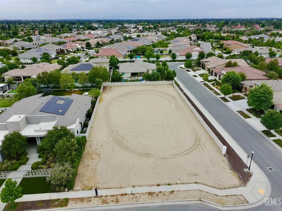 3518 COLLINGWOOD DRIVE, Bakersfield, CA 93311 - #1