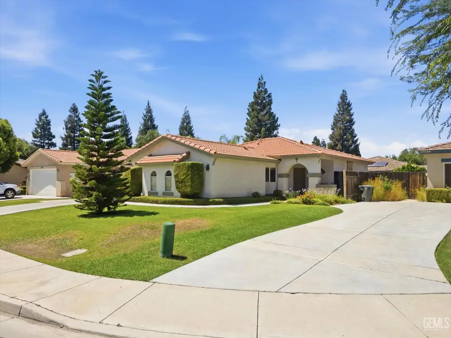 9712 N BOSSA NOVA COURT, Bakersfield, CA 93312 - #2