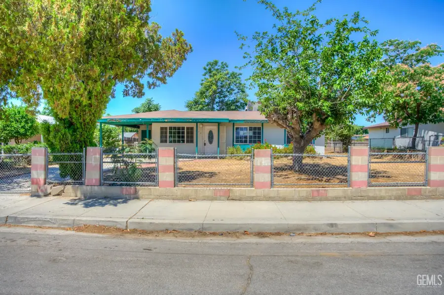 230 STERLING ROAD, Bakersfield, CA 93307 - #2