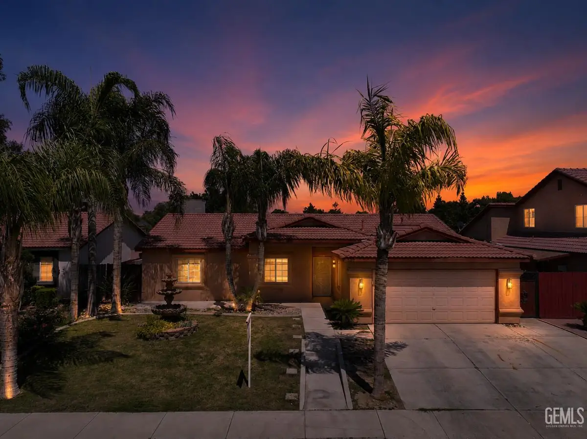 709 CALLE DEL SOL STREET, Bakersfield, CA 93307 - #1
