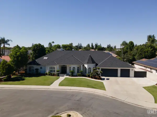9100 SAINT CLOUD LANE, Bakersfield, CA 93311