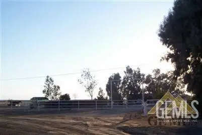 24996 MC COMBS AVENUE, Wasco, CA 93280