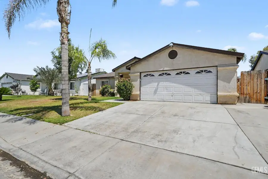 5300 PLUTE PASS STREET, Bakersfield, CA 93307 - #2