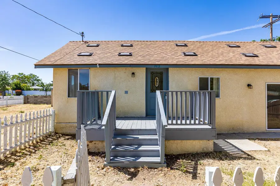 302 W C STREET, Tehachapi, CA 93561 - #2