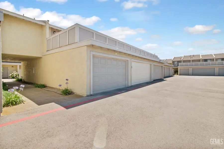 1109 W CYPRESS AVENUE #F, Lompoc, CA 93436 - #3