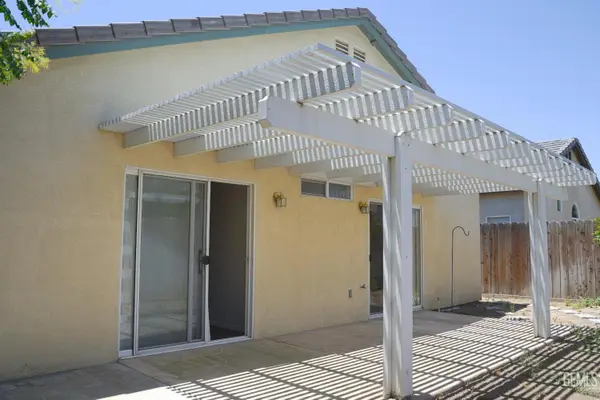 9600 LANNEAU COURT, Bakersfield, CA 93311