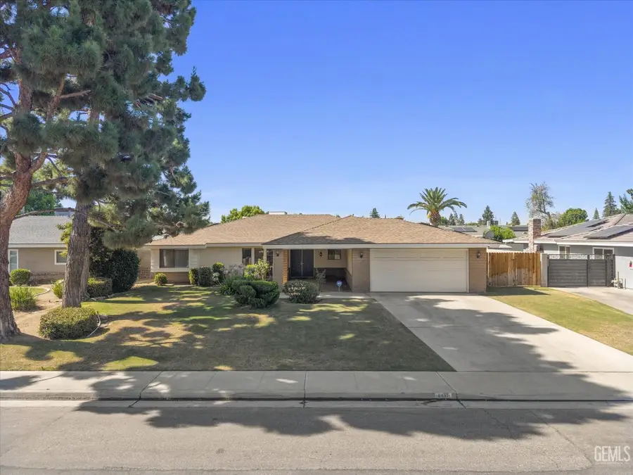 6417 OLYMPIA DRIVE, Bakersfield, CA 93309 - #3