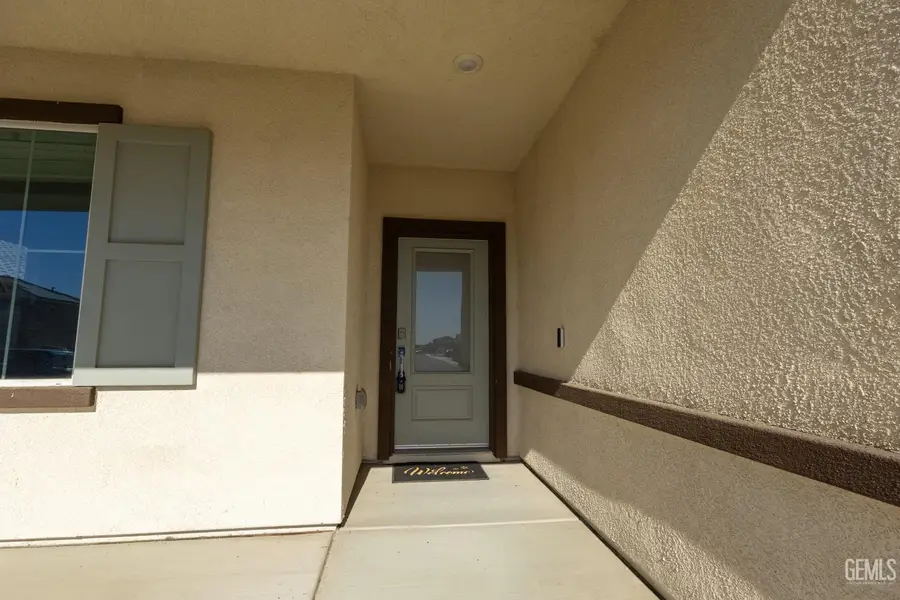 7818 CHERIMOYA DRIVE, Bakersfield, CA 93313 - #3
