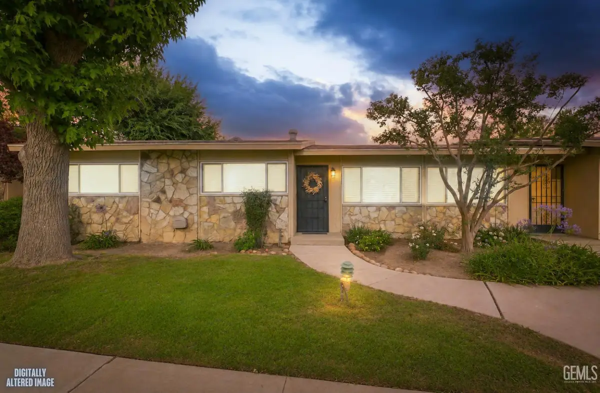 2821 OSWELL STREET, Bakersfield, CA 93306 - #1