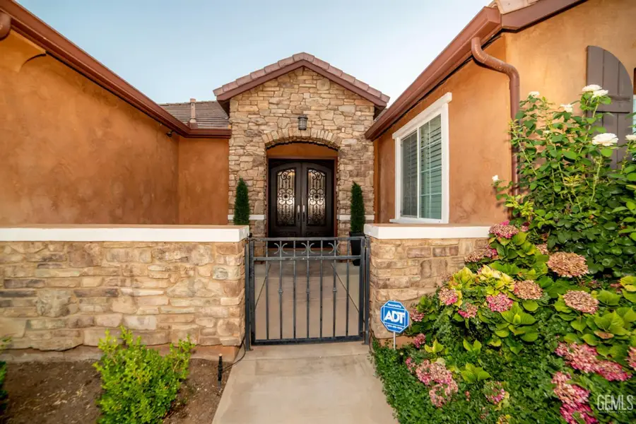 5308 AURORA WAY, Bakersfield, CA 93306 - #3