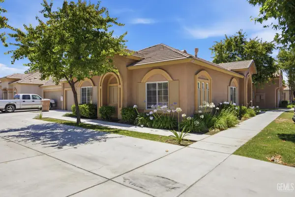8406 WHITE ROCK DRIVE, Bakersfield, CA 93311