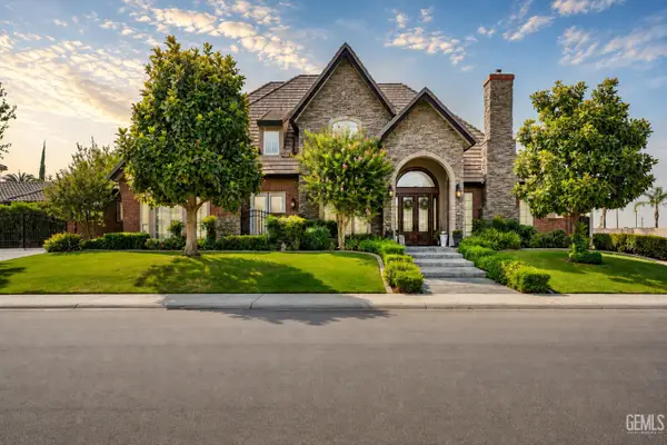 7233 FOUNTAIN VALLEY DRIVE, Bakersfield, CA 93308