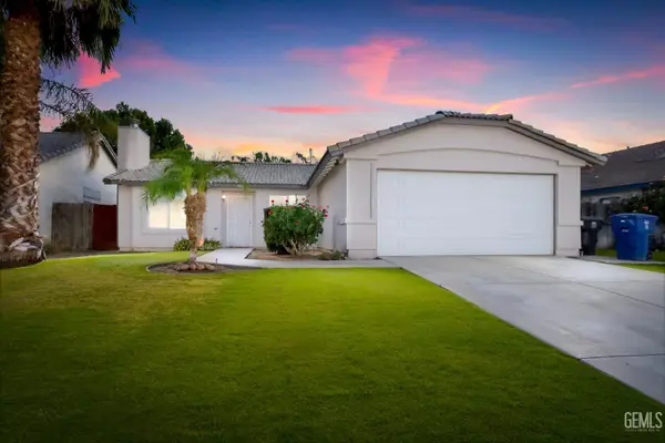 3921 WHITE SANDS DRIVE, Bakersfield, CA 93313