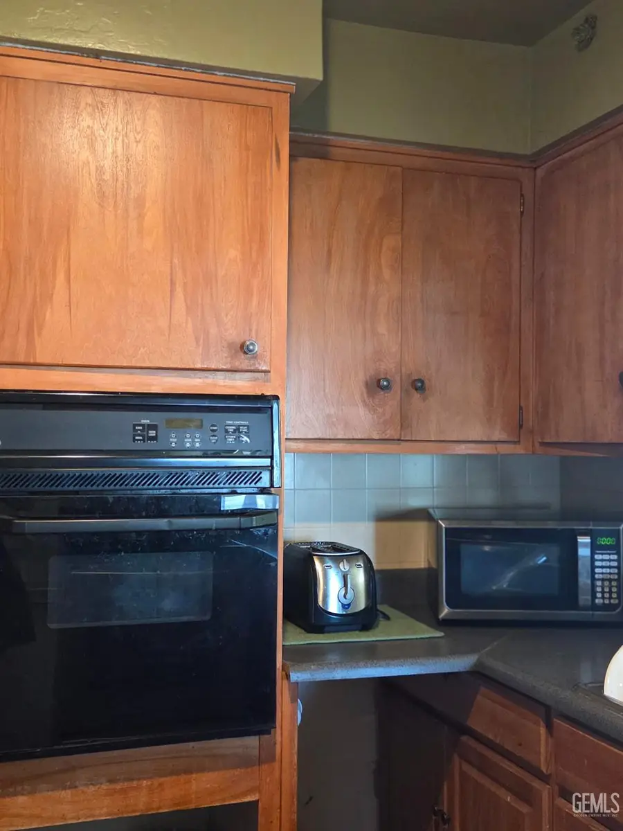 3630 WHITE LANE, Bakersfield, CA 93309 - #3