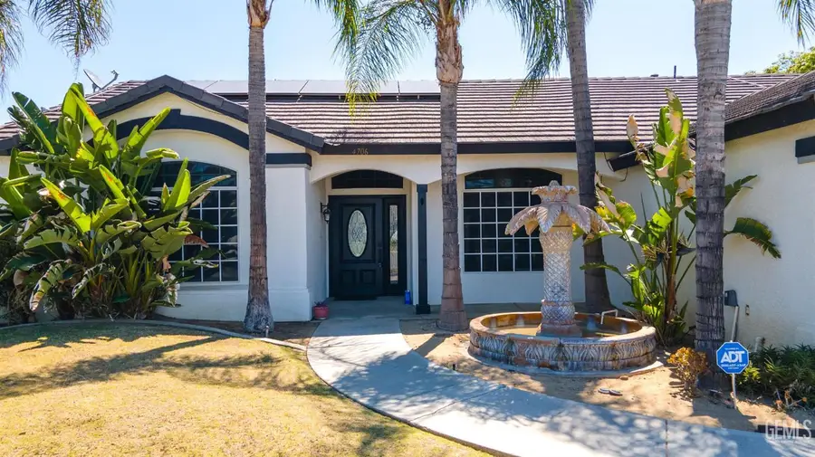 4706 BAY VIEW COURT, Bakersfield, CA 93312 - #3
