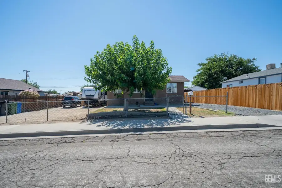316 S 8TH STREET, Taft, CA 93268 - #3