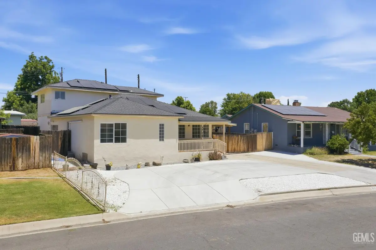 214 LOWELL DRIVE, Bakersfield, CA 93308 - #1
