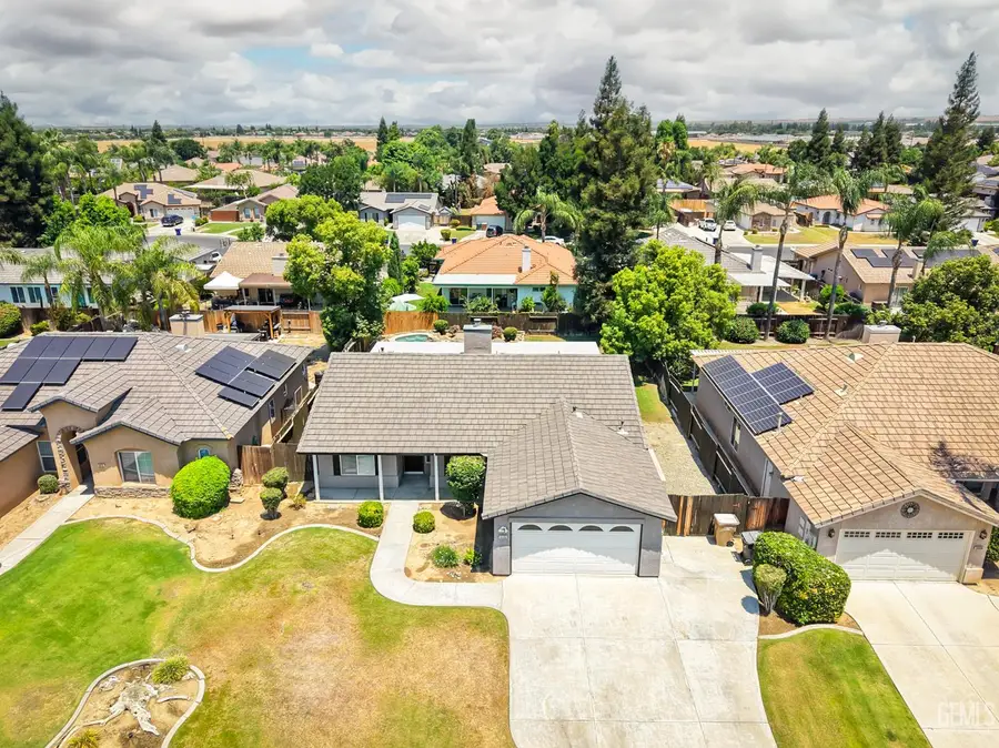 10102 SALEROSA COURT, Bakersfield, CA 93312 - #2