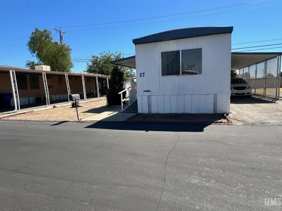 27 TEE LANE, Bakersfield, CA 93308 - #2