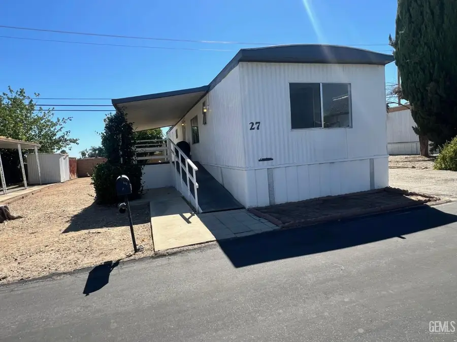 27 TEE LANE, Bakersfield, CA 93308 - #3