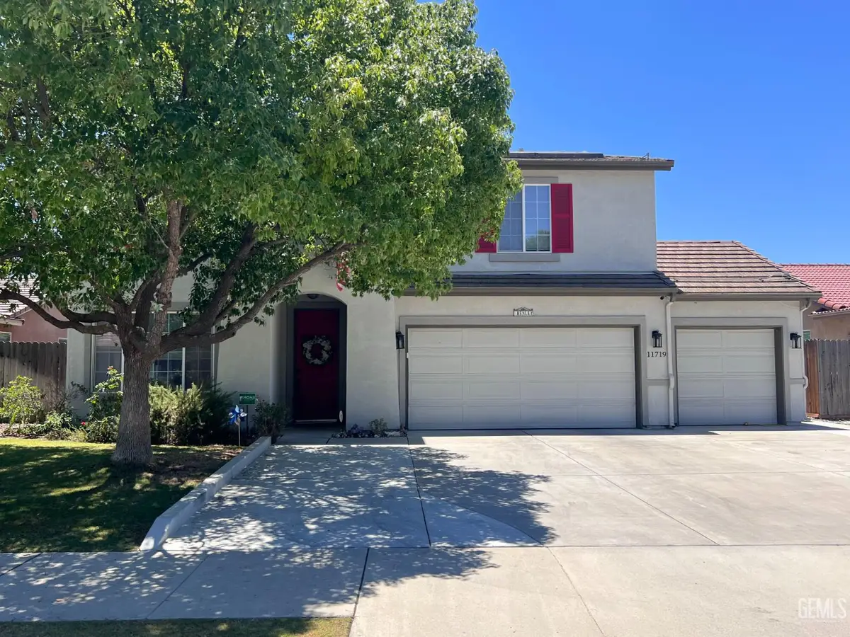 11719 PRESIDENTIAL ROAD, Bakersfield, CA 93312 - #1
