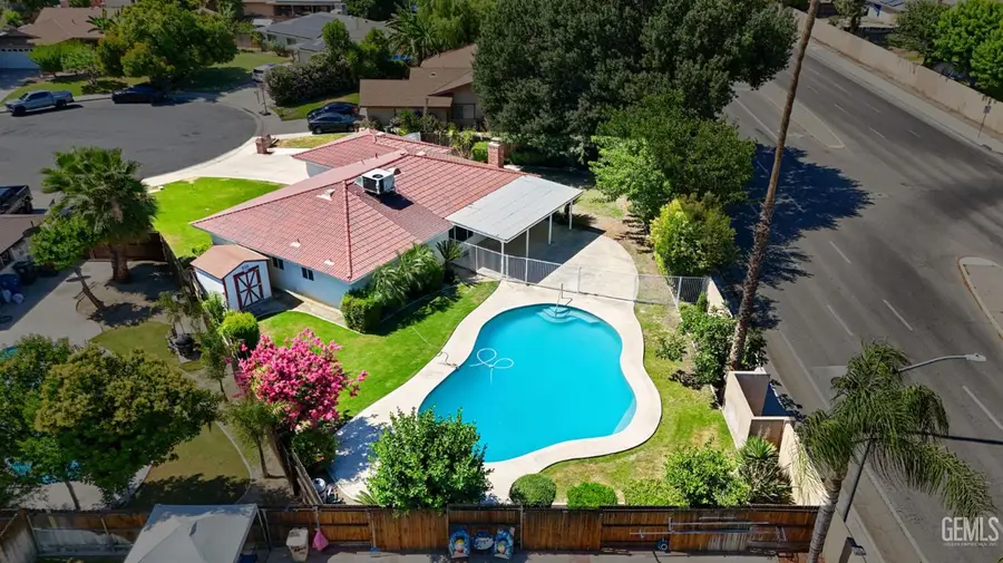 5301 BLAKE COURT, Bakersfield, CA 93309 - #2