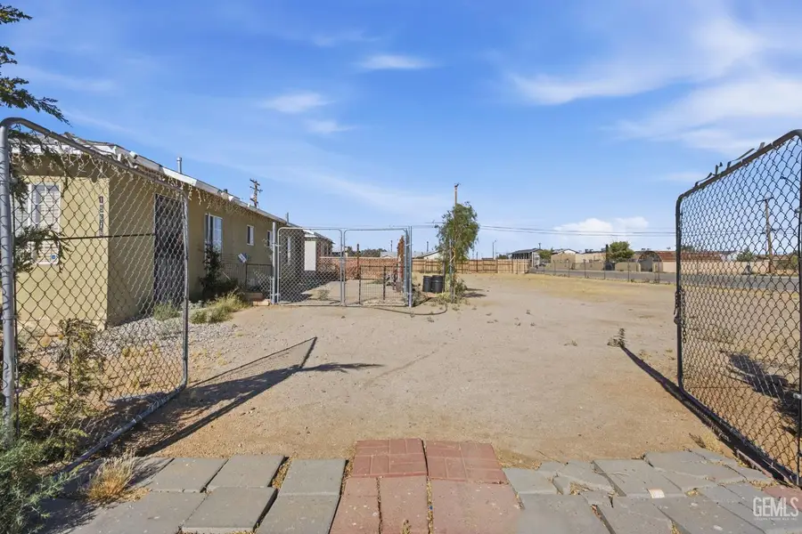 15616 K STREET, Mojave, CA 93501 - #3