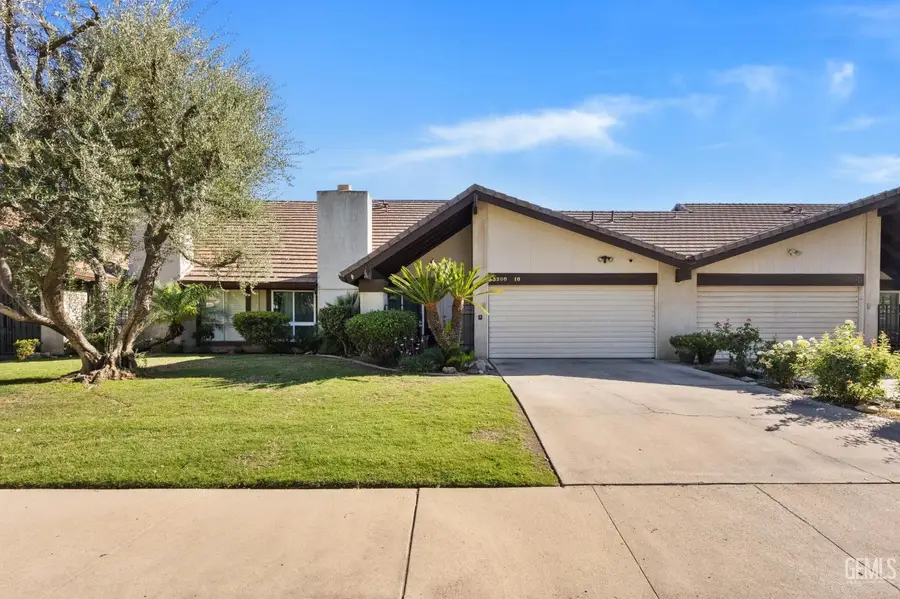 3200 EL ENCANTO COURT #10, Bakersfield, CA 93301 - #2