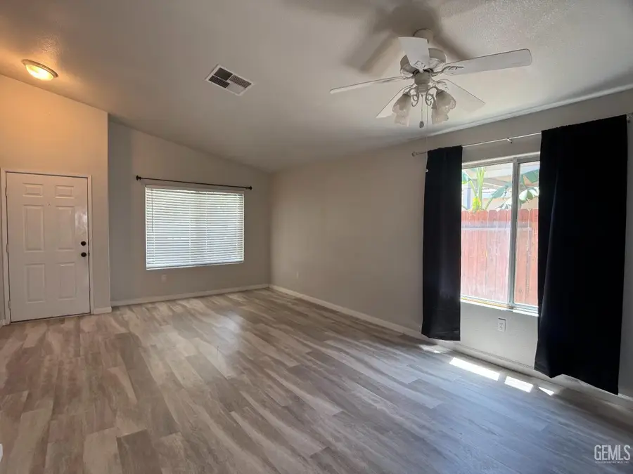 3519 AMUR MAPLE DRIVE, Bakersfield, CA 93311 - #3