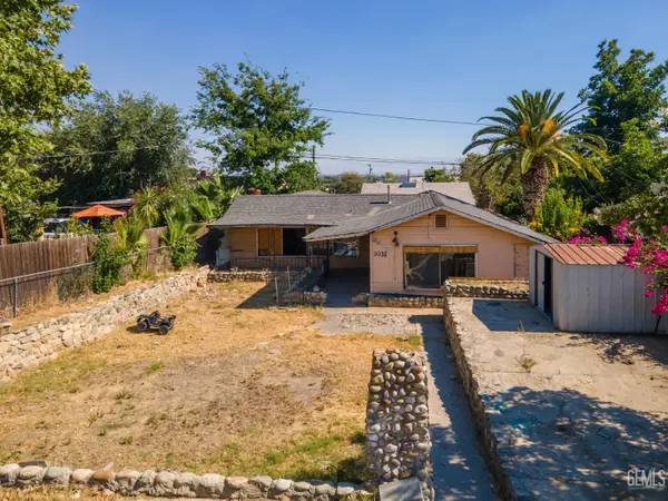 3035 LAKE STREET, Bakersfield, CA 93306