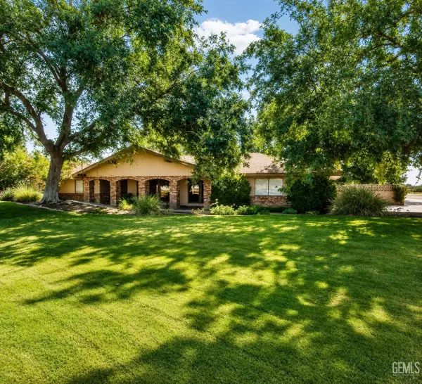 15852 WIBLE ROAD, Bakersfield, CA 93313
