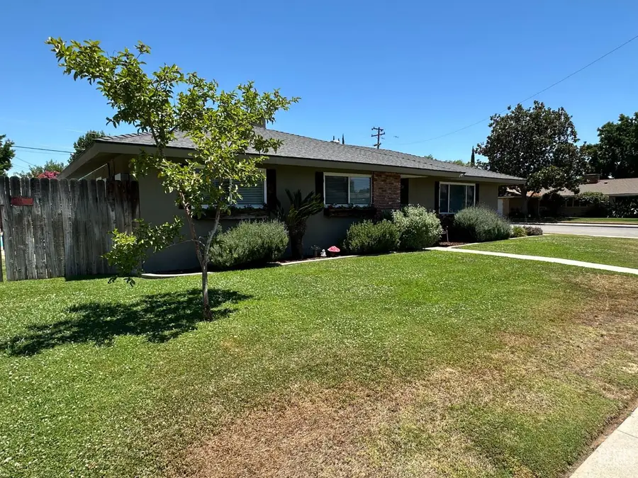 620 HOFMAN, Shafter, CA 93263 - #3