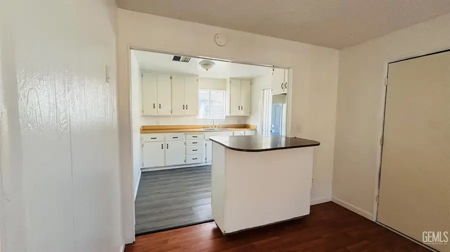 616 FIG STREET, Bakersfield, CA 93304 - #2