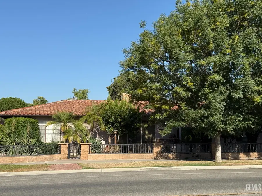 800 PALM AVENUE, Wasco, CA 93280 - #2