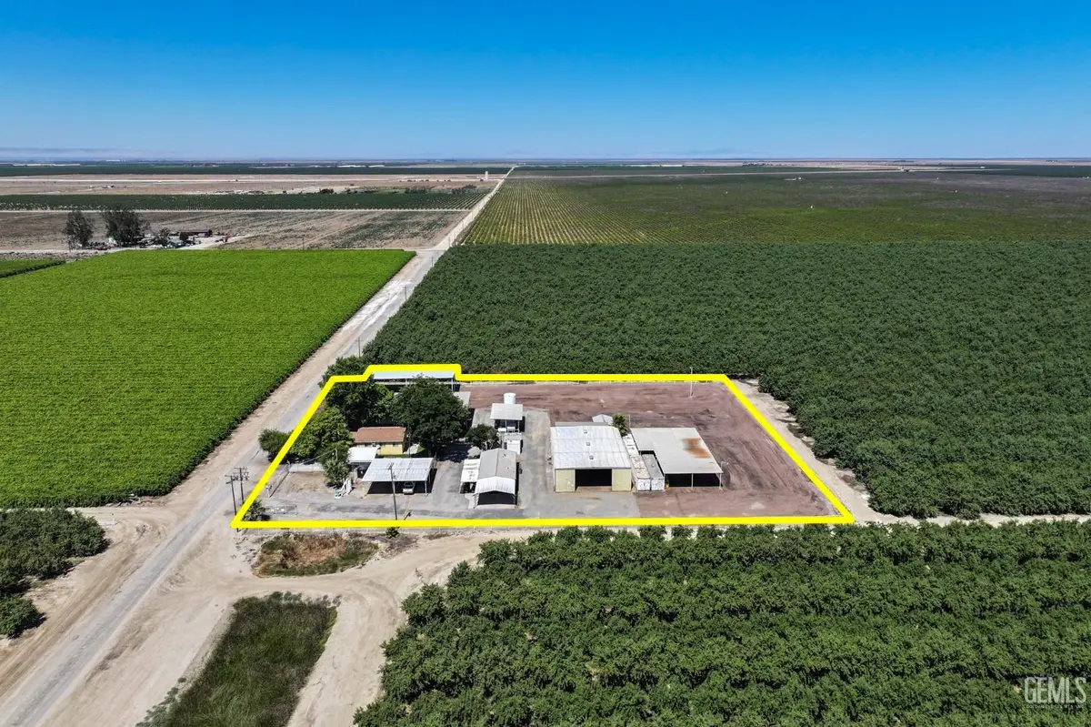 28548 WOOLLOMES, Wasco, CA 93280 - #1