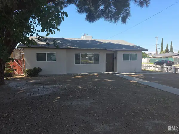 300 HARLOW AVENUE, Mc Farland, CA 93250