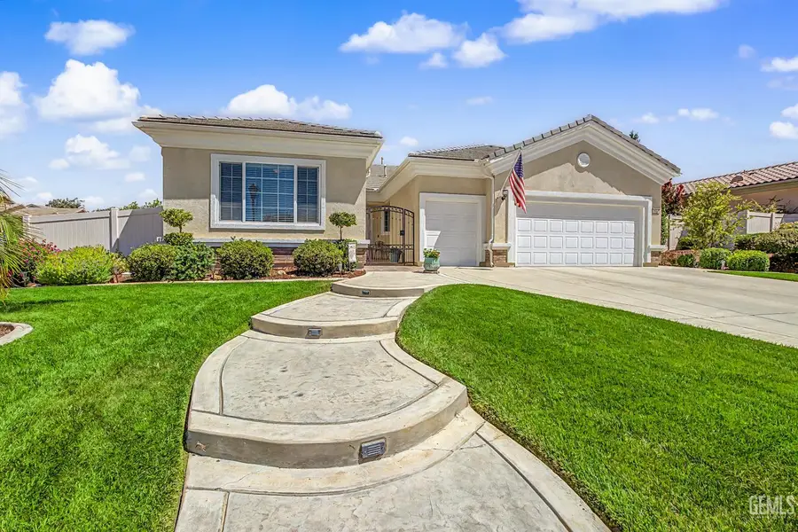 13802 SUMMIT VILLAGE ROAD, Bakersfield, CA 93306 - #2