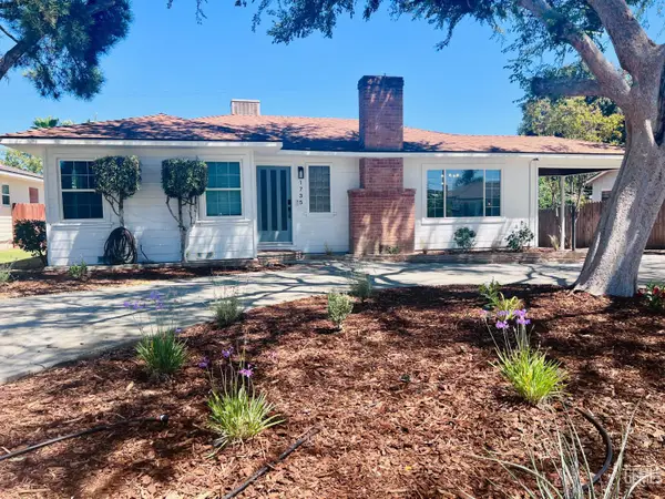 1735 LOS ROBLES DRIVE, Bakersfield, CA 93306