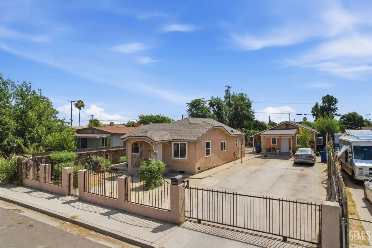 9717 WACO AVENUE, Lamont, CA 93241 - #1