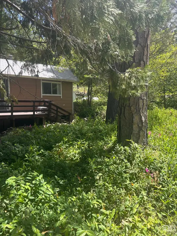 42748 YELLOW PINE LANE, Posey, CA 93260