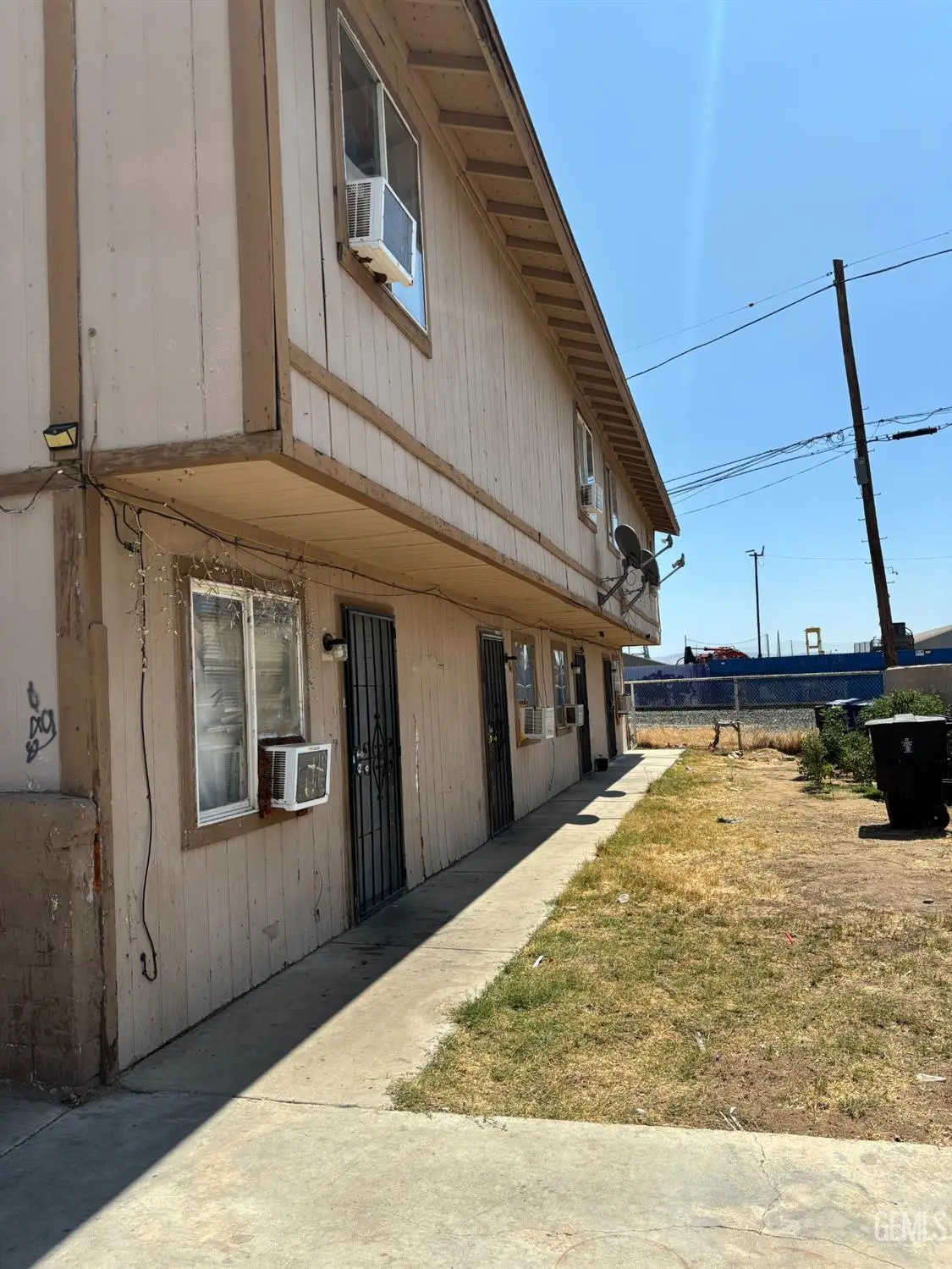 137 DR MARTIN L KING JR BOULEVARD, Bakersfield, CA 93307 - #1