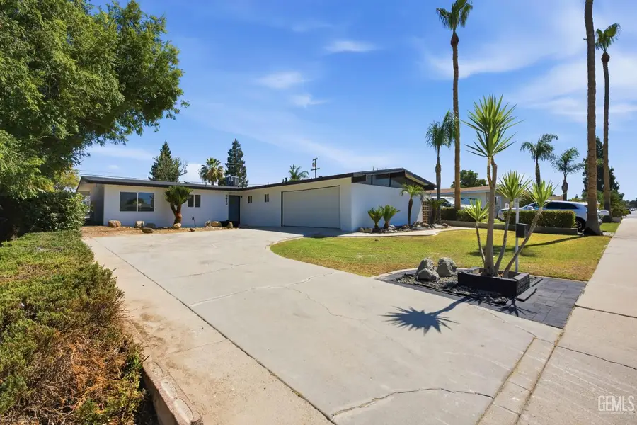 3412 CENTURY DRIVE, Bakersfield, CA 93306 - #3