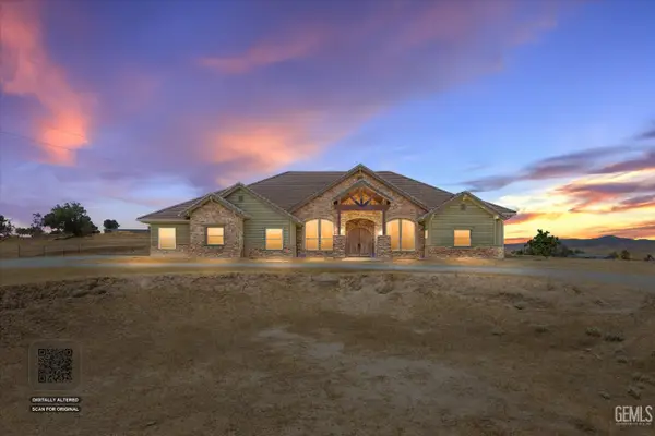 340 AMBERHILL LANE, Bakersfield, CA 93308