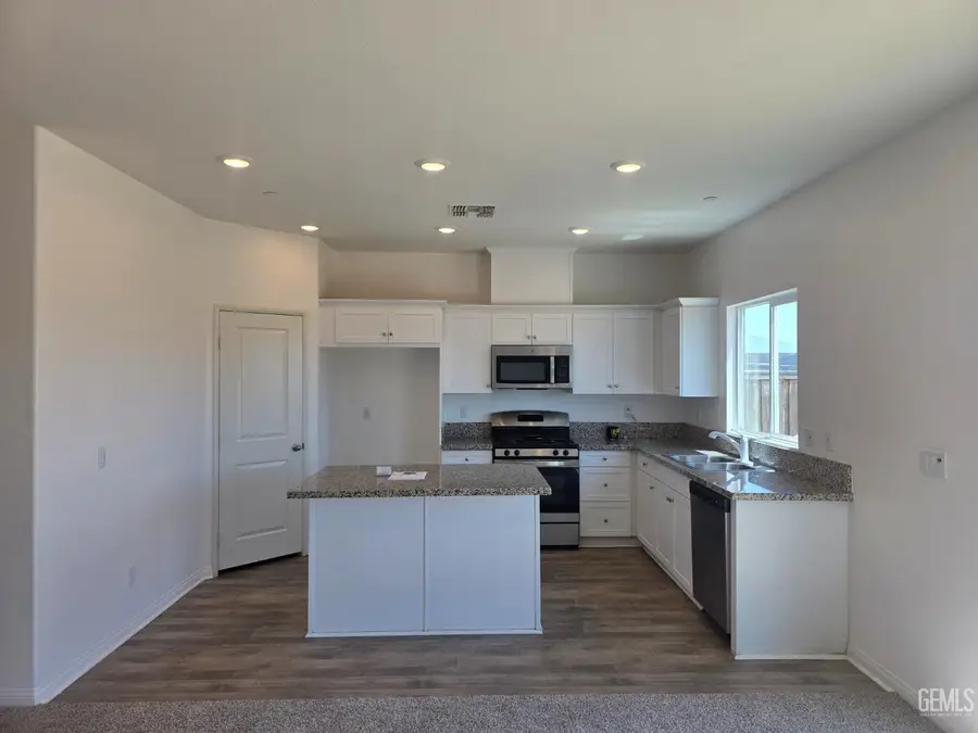 10917 PASTO WAY, Bakersfield, CA 93306 - #2