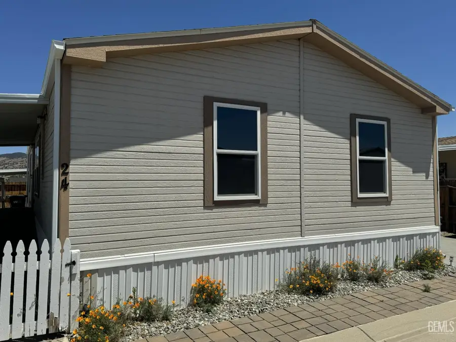600 S DENNISON ROAD #24, Tehachapi, CA 93561 - #2