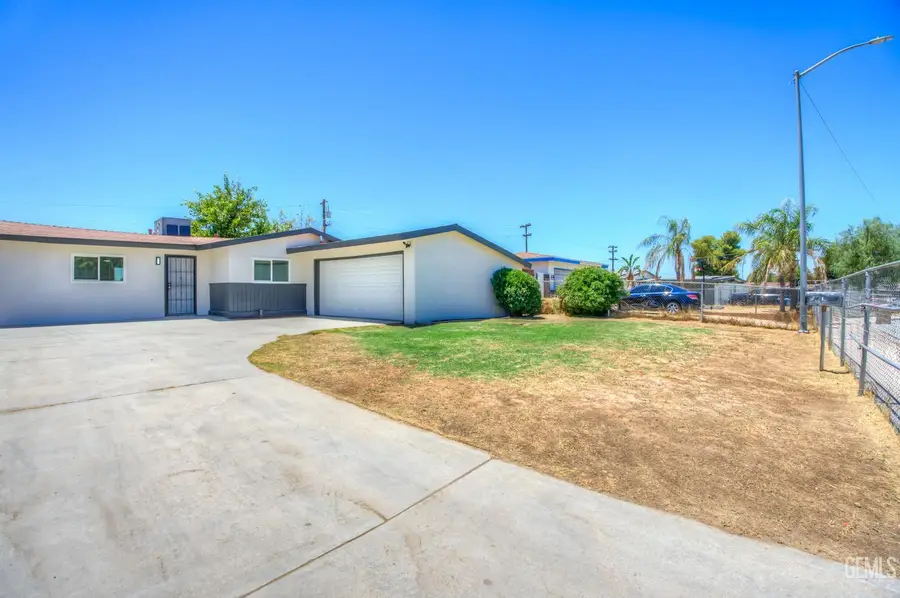 6617 DORVA AVENUE, Bakersfield, CA 93306 - #2