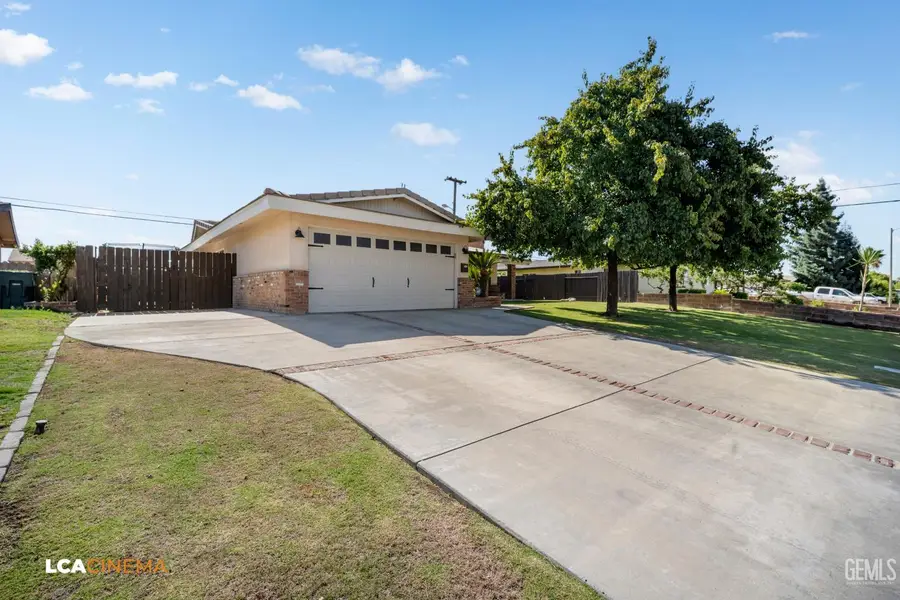 2804 ELMER LANE, Bakersfield, CA 93308 - #3
