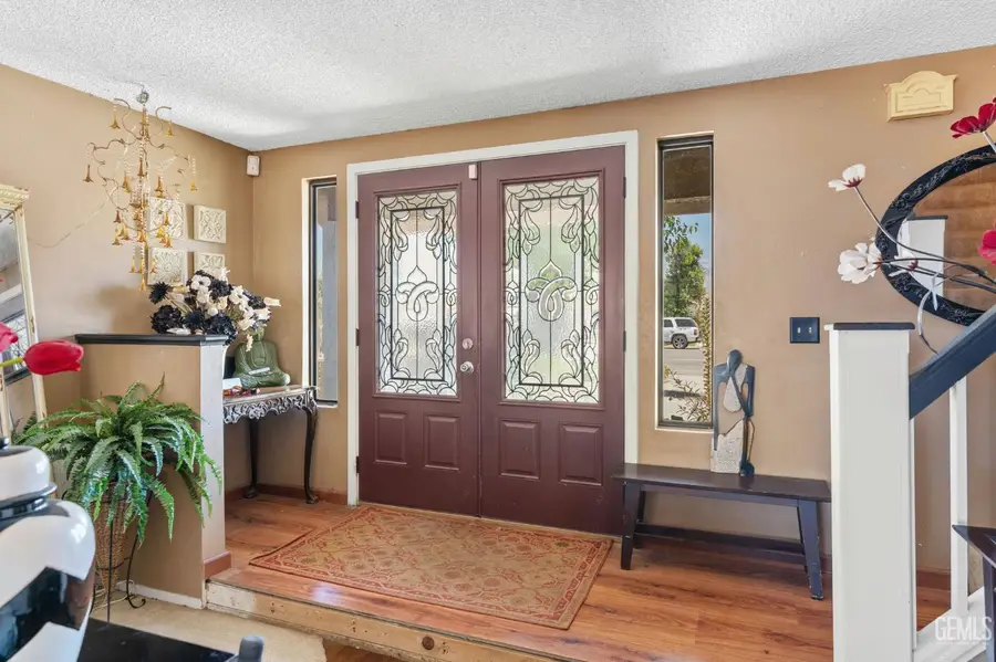 449 CAMPUS DRIVE, Arvin, CA 93203 - #3