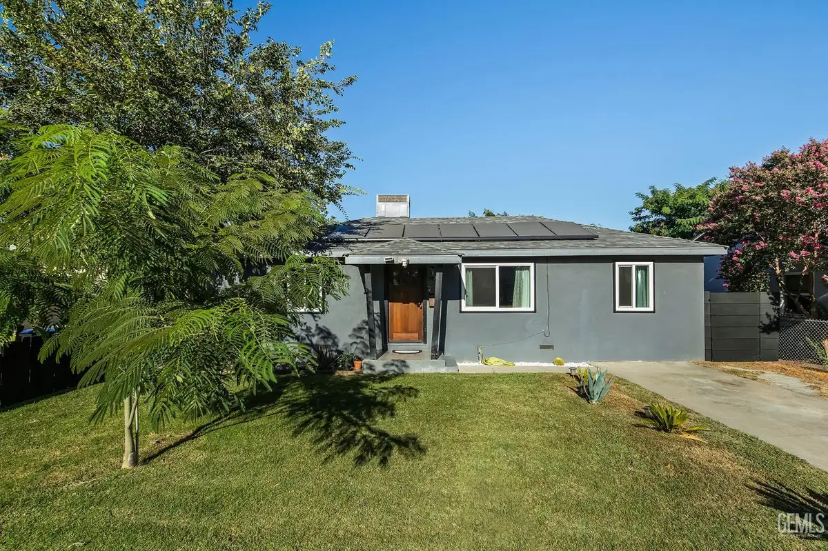 820 S BRADLEY STREET, Visalia, CA 93292 - #1