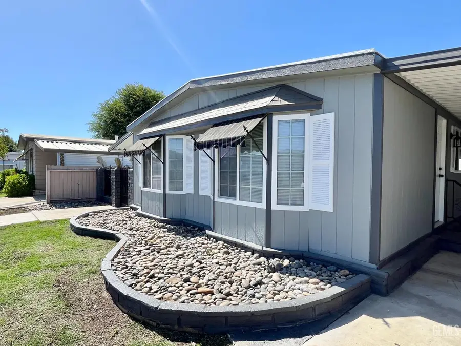 400 E ROBERTS LANE #124, Bakersfield, CA 93308 - #2